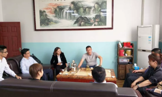 陪同甘肅瓜州政府領(lǐng)導(dǎo)考察新能源鋰電池全國布點(diǎn)投資選址項目,達(dá)成進(jìn)一步合作意向 陪同甘肅瓜州政府領(lǐng)導(dǎo)考察新能源鋰電池全國布點(diǎn)投資選址項目,達(dá)成進(jìn)一步合作意向