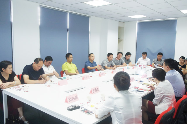 東方龍商務(wù)接待數(shù)十批湖南省市、縣政府考察團，全面交流委托招商引資合作