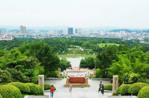 助力廣西百色右江區(qū)委托招商引資，加快新舊動(dòng)能轉(zhuǎn)換