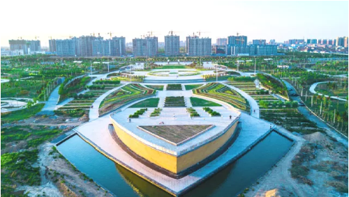 集團(tuán)全力助推河北滄州鹽山縣委托招商引資，強(qiáng)化特色產(chǎn)業(yè)，協(xié)同打造中國(guó)管道裝備制造基地！