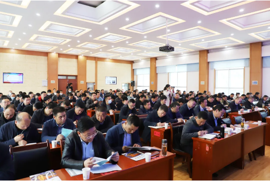 甘肅甘南州特邀東方龍商務(wù)集團舉行政府招商引資能力提升培訓班
