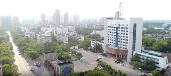集團(tuán)全力助推江西省鷹潭市月湖區(qū)委托招商引資，以“園區(qū)經(jīng)濟(jì)”為抓手，打造發(fā)展“增長(zhǎng)極”