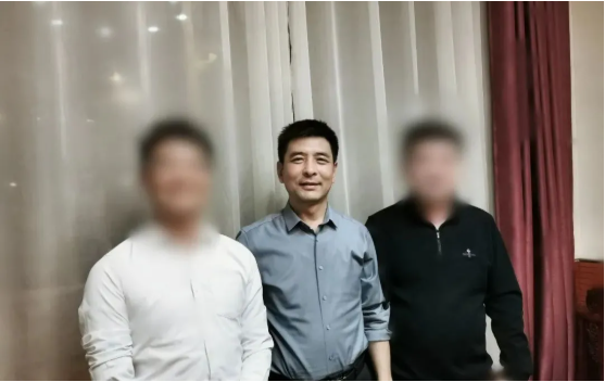 昨日考察,今日簽約!河北某地方政府與老牌休閑鞋服投資選址項(xiàng)目方成功簽訂投資協(xié)議 昨日考察,今日簽約!河北某地方政府與老牌休閑鞋服投資選址項(xiàng)目方成功簽訂投資協(xié)議
