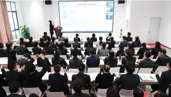 項目量質攀新高，掀起“大干100天”競賽高潮！12月上旬，集團成功通過49個優(yōu)質投資選址項目
