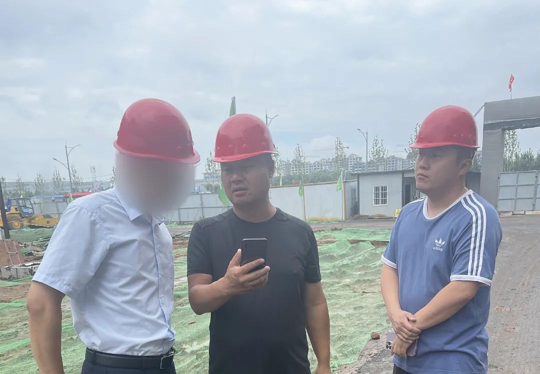 暢銷全球60多個國家和地區(qū)！智能服務(wù)型機器人生產(chǎn)擴建投資選址項目方赴山西某地方政府參觀考察