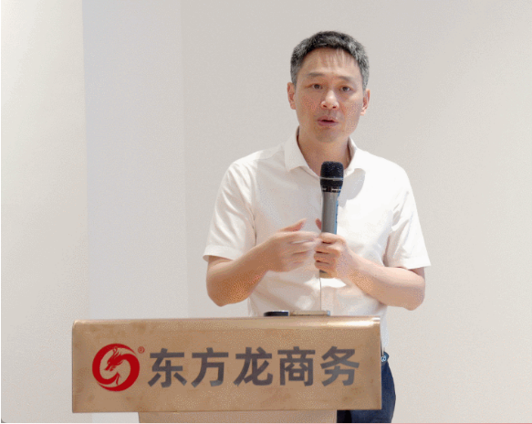 強(qiáng)招商，推項(xiàng)目，穩(wěn)投資，促發(fā)展！9月上旬，集團(tuán)成功通過(guò)30個(gè)優(yōu)質(zhì)投資選址項(xiàng)目
