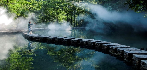 集團(tuán)全力助推湖北襄陽(yáng)南漳縣委托招商引資，擦亮南漳“金”字招牌，打造南漳發(fā)展新高地