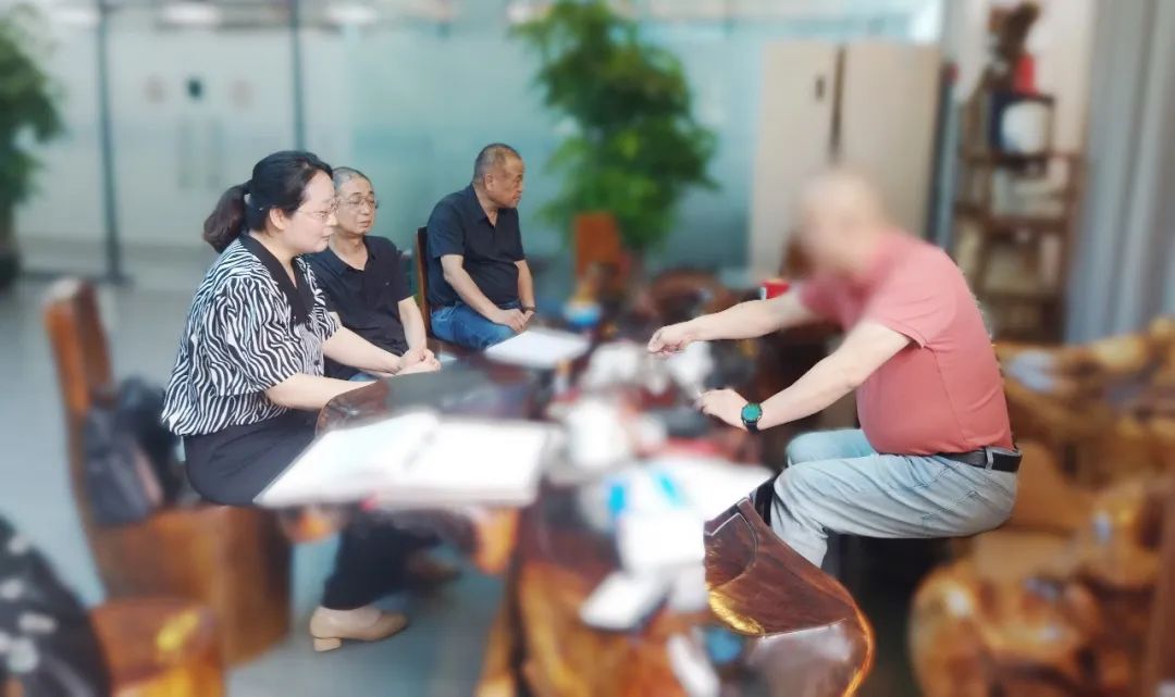 品勝、閃膜等企業(yè)合作商！湖北某地方政府實地對接電子產(chǎn)品光電配件生產(chǎn)投資選址項目