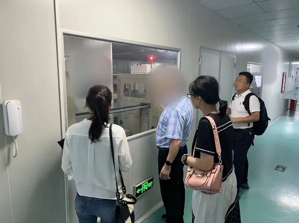 高新技術(shù)企業(yè)，項(xiàng)目投產(chǎn)見效快！陜西某地方政府實(shí)地對接液晶顯示核心配件投資選址項(xiàng)目
