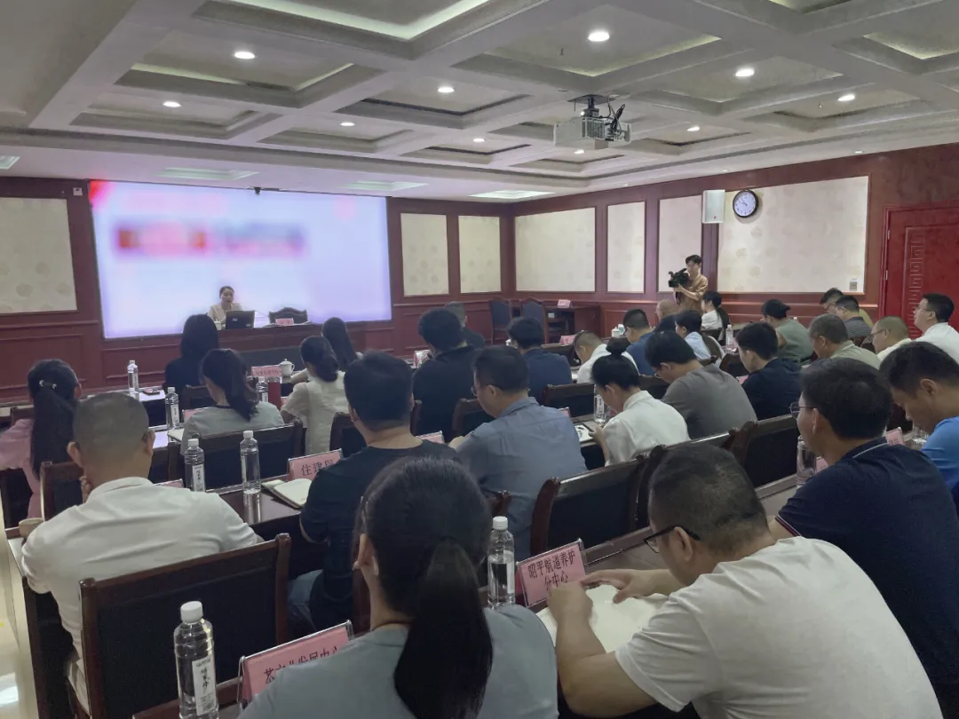 培訓(xùn)規(guī)模約百人！集團(tuán)受邀為廣西賀州昭平縣做政府專業(yè)委托招商實(shí)戰(zhàn)培訓(xùn)