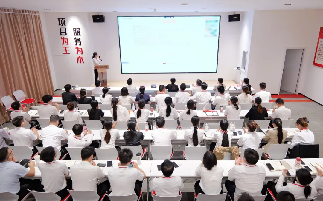抓好項目開發(fā)先手棋，夯實項目落地硬支撐！9月上旬，集團共33個優(yōu)質投資選址項目通過評估