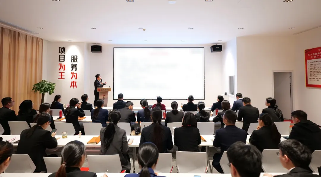 抓牢“項目落地”主線，打好全年“收官戰(zhàn)”！11月下旬，集團(tuán)共35個優(yōu)質(zhì)投資選址項目通過評估