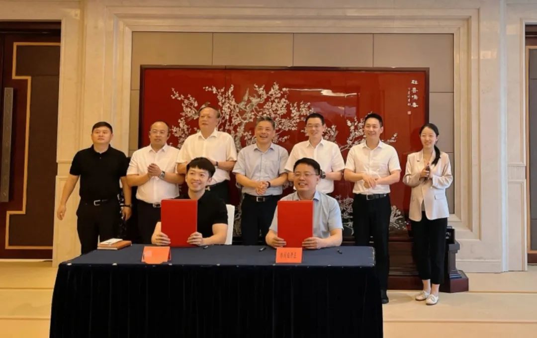 上海東方龍商務(wù)集團(tuán)2024年度專業(yè)招商十大新聞熱點(diǎn)一睹為快！