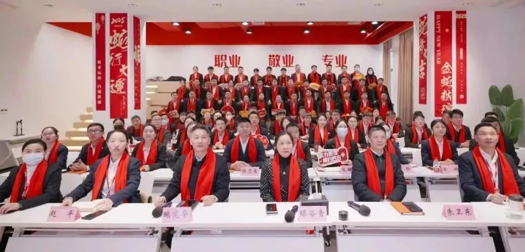 爆火！DeepSeek也太懂上海東方龍商務(wù)集團(tuán)了！