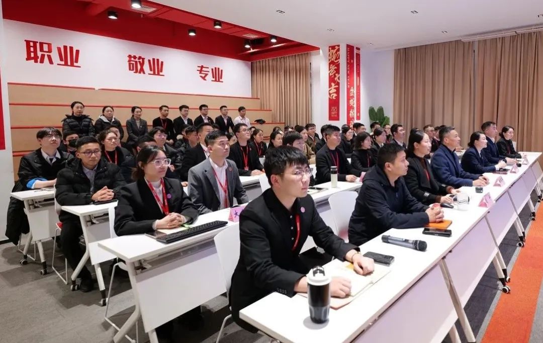夯實開發(fā)根基，打造項目落地閉環(huán)！2月下旬，集團(tuán)共30個優(yōu)質(zhì)投資選址項目通過評估