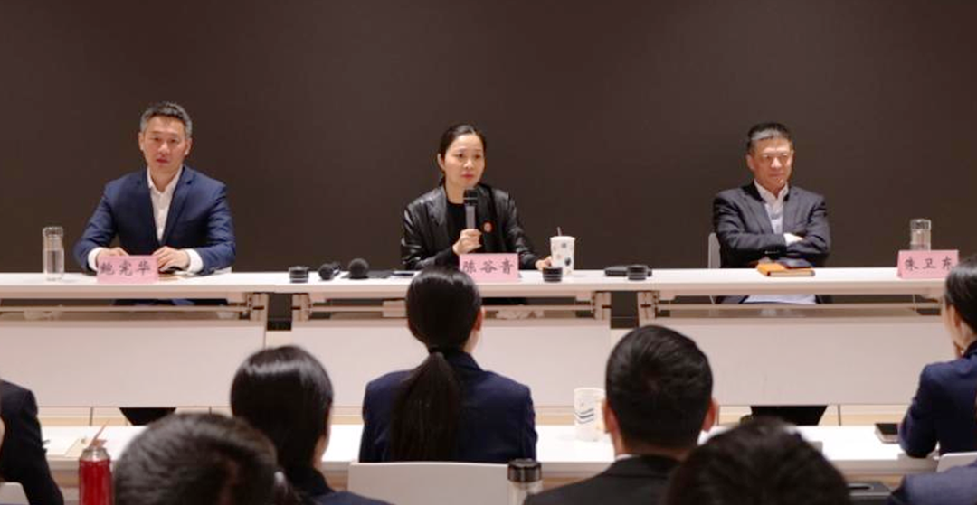 上海東方龍商務集團召開一季度干部會議，剖析發(fā)展現(xiàn)狀，明確“奔跑二季度”沖刺方向