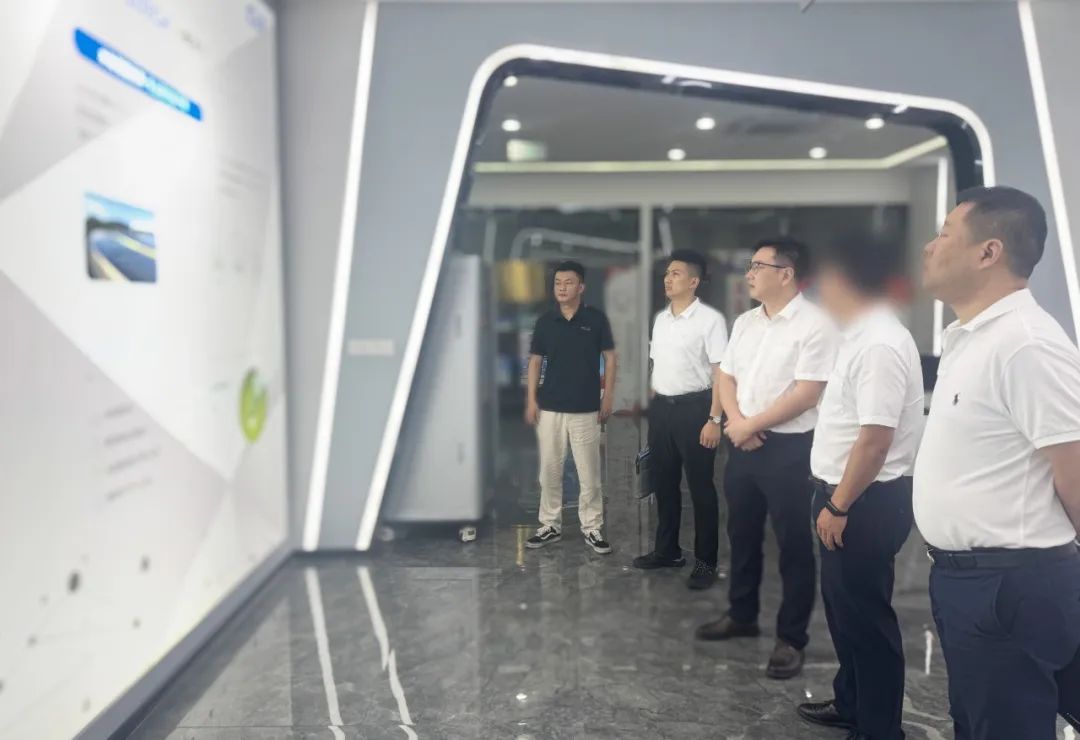 客戶遍布全球，年訂單增速快！重慶某地方政府實(shí)地對接行業(yè)龍頭水處理劑生產(chǎn)擴(kuò)建投資選址項(xiàng)目
